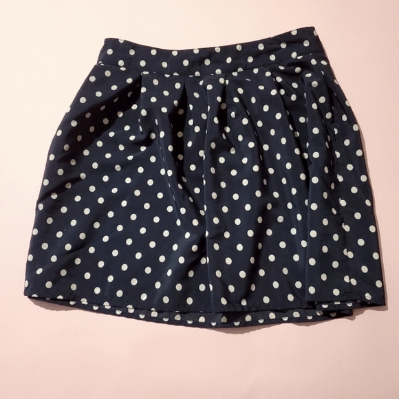 🎀 Aeropostale Super Cute Navy Polka Dot Skirt Summer Natical Preppy 🎀 - Picture 1 of 6